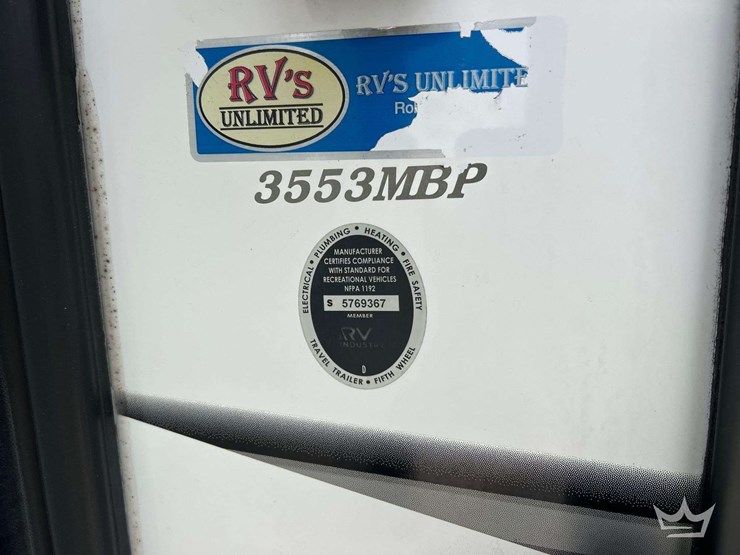 5th-wheel-camper-image-7