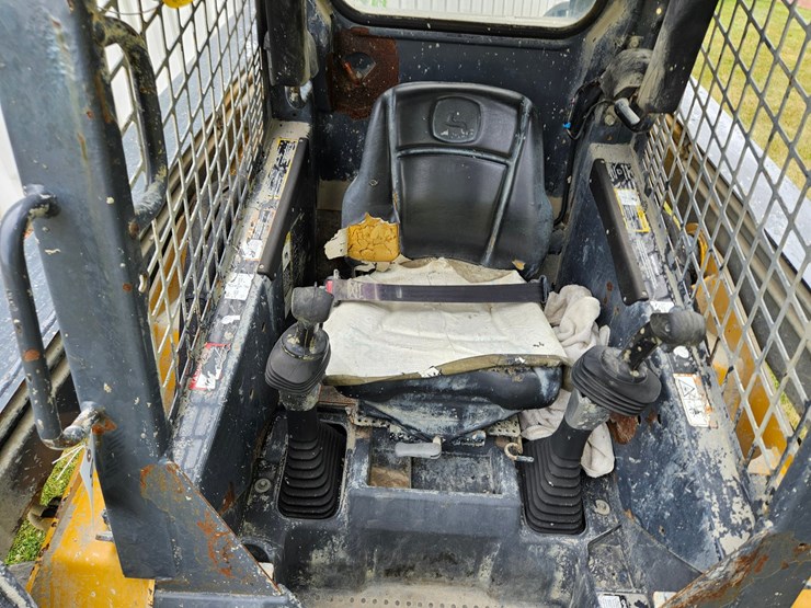 deere-326d-image-29