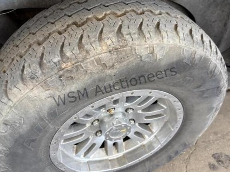 2005-gmc-yukon-image-9