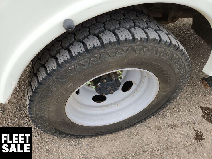 2019-ford-f550-image-12