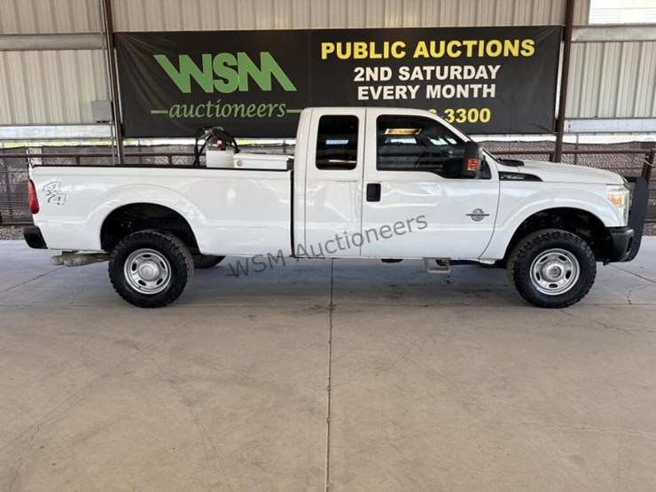 2014-ford-f350-image-1