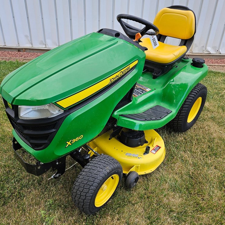 JOHN DEERE X360