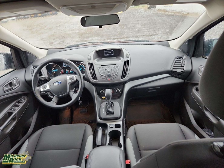 2016-ford-escape-image-17