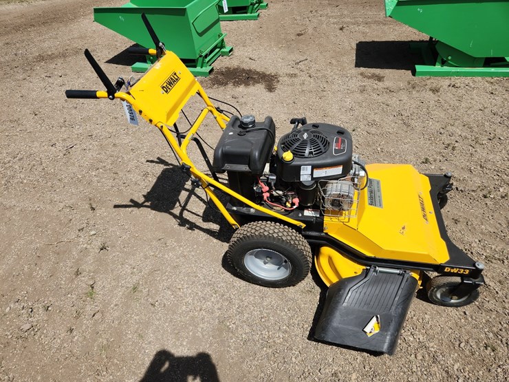 #376-•-dewalt-walk-behind-mower-image-5