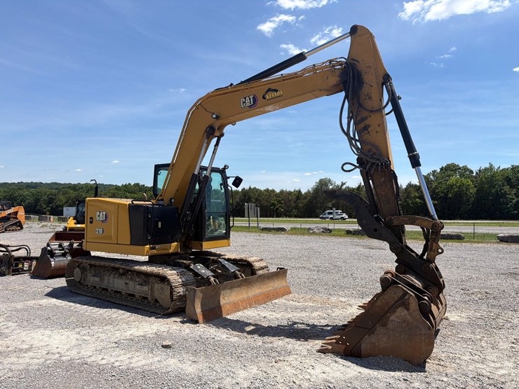 caterpillar-310-image-2