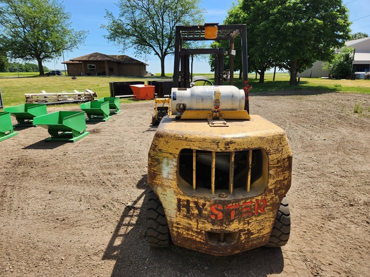 #375-•-hyster-90-forklift-image-4