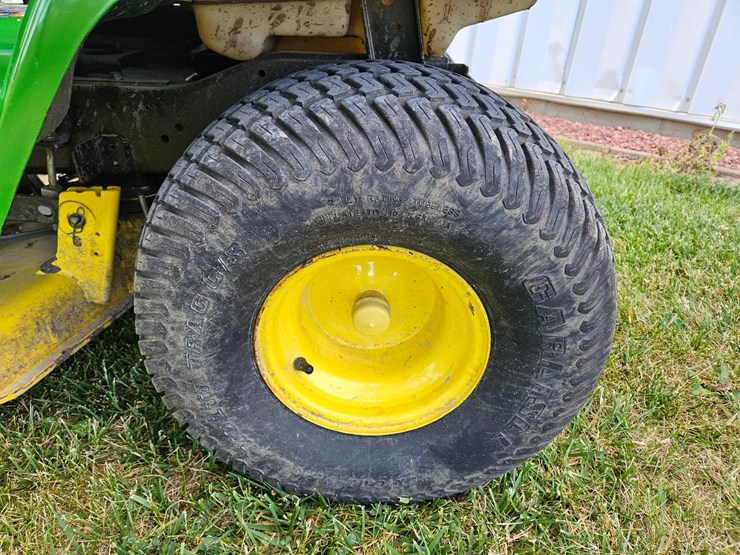 john-deere-x300-image-16