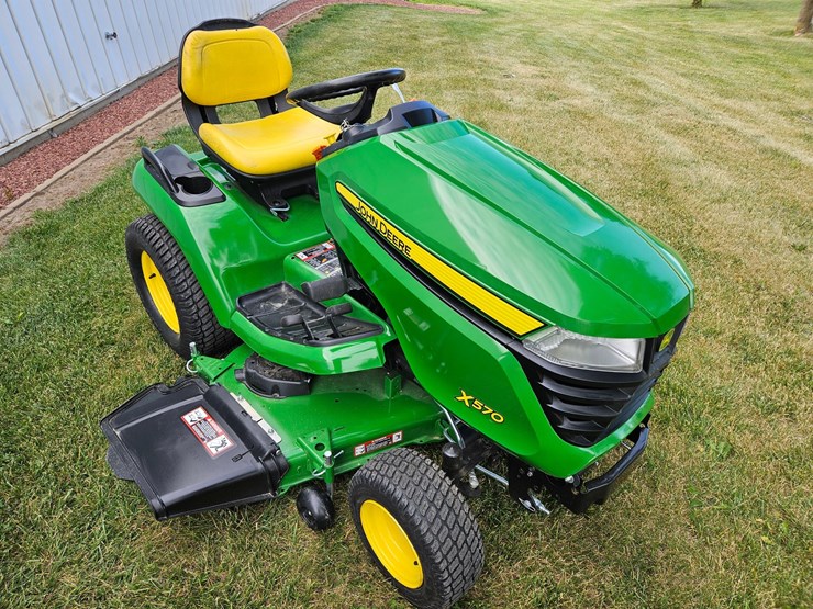 john-deere-x570-image-7