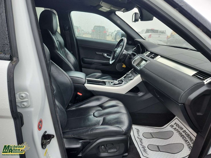 2014-land-rover-range-rover-image-18