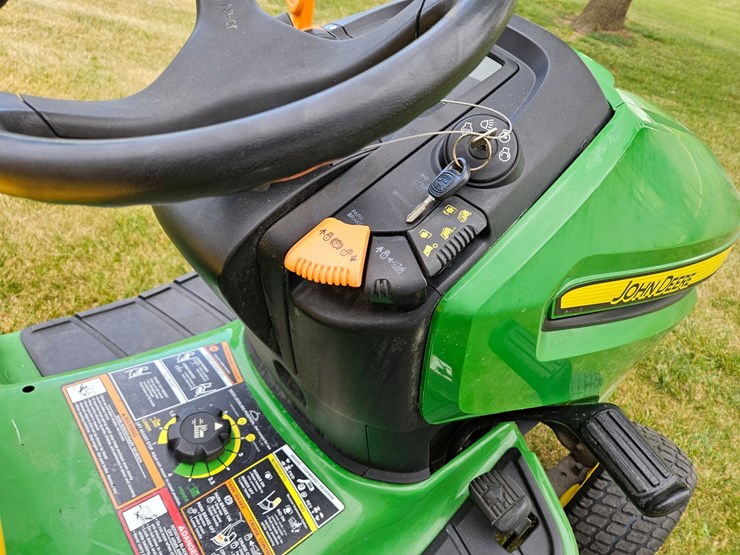 john-deere-x360-image-23