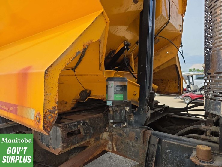 2010-international-workstar-7600-image-14