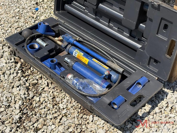 napa-professional-10-ton-porta-power-with-case-image-3