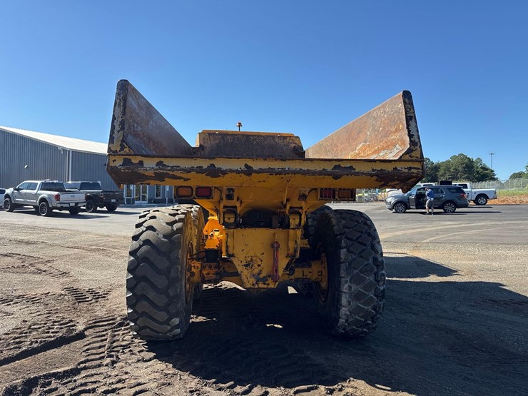 2019-volvo-a25g-image-4