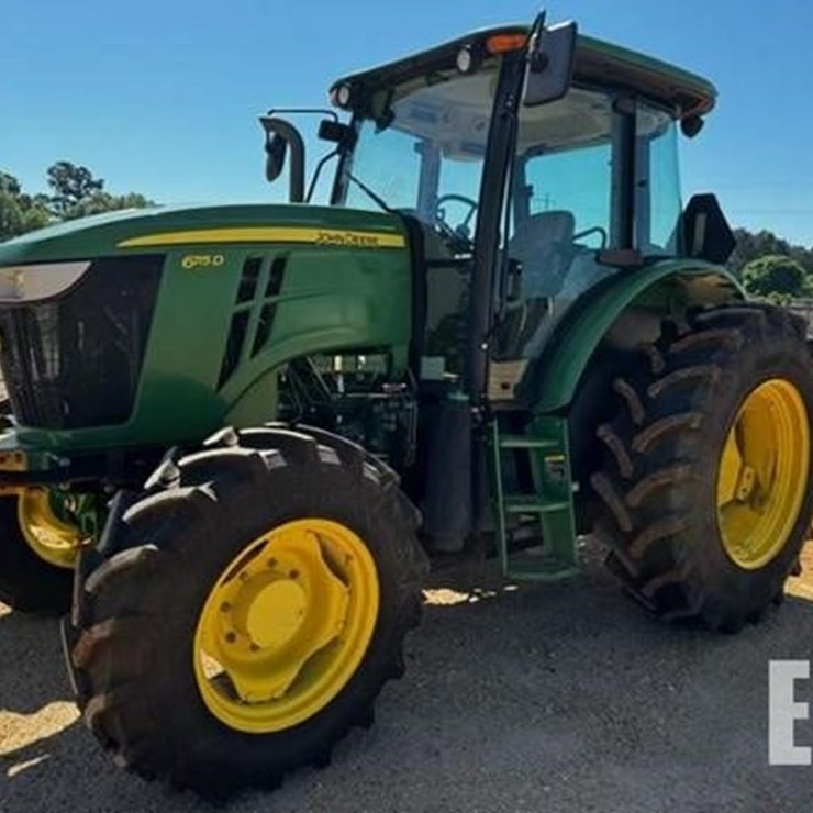 2015 JOHN DEERE 6115D