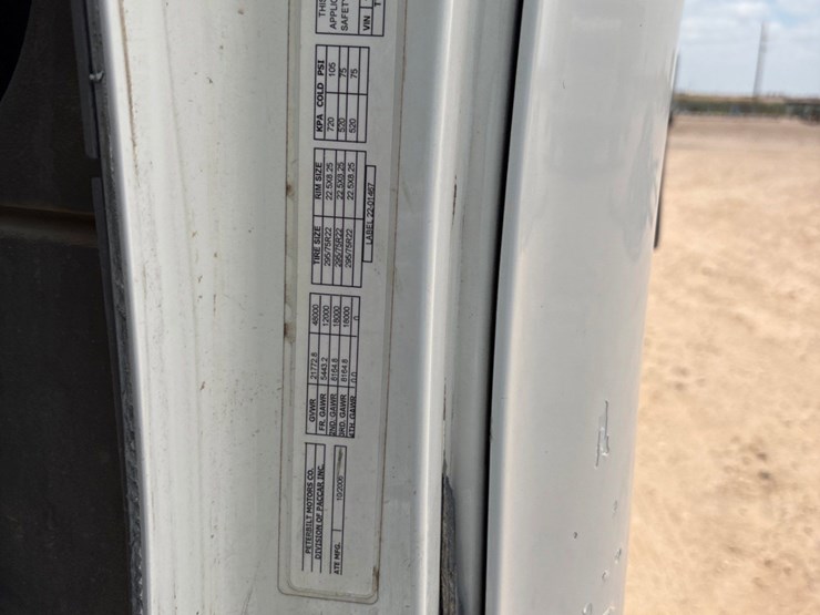 2007-peterbilt-387-image-7