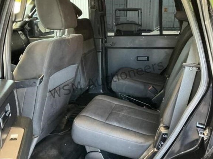 2017-ford-expedition-image-25