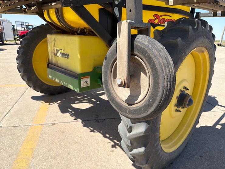 2012-demco-1250-image-13