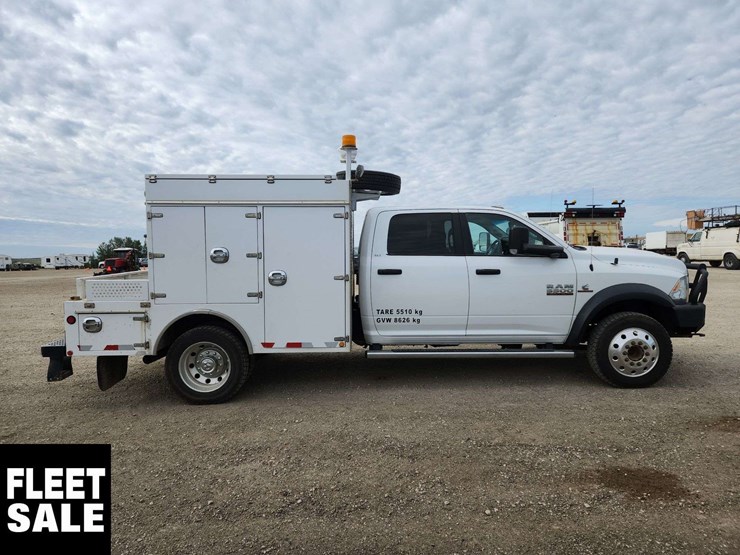 2018-ram-5500-slt-image-8