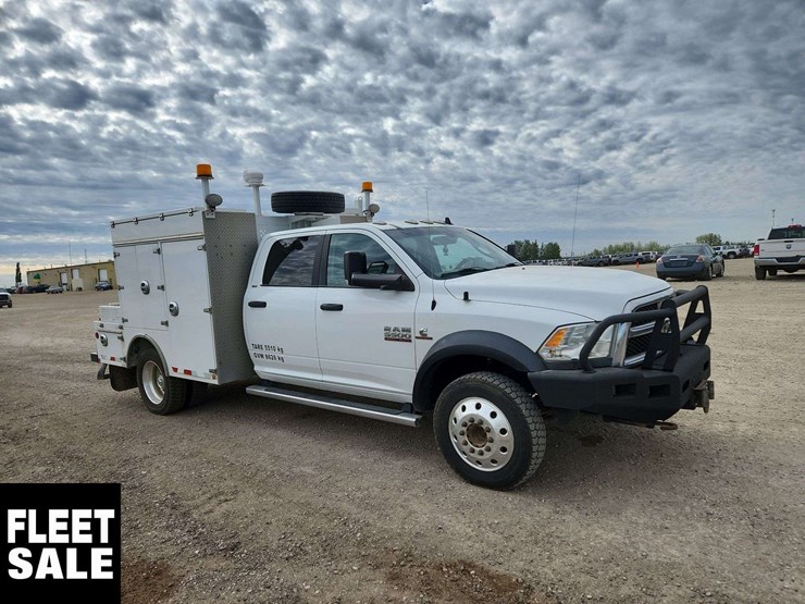 2018-ram-5500-slt-image-9