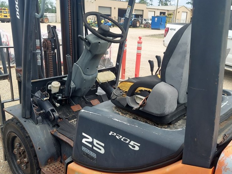 doosan-d25s-5-image-9