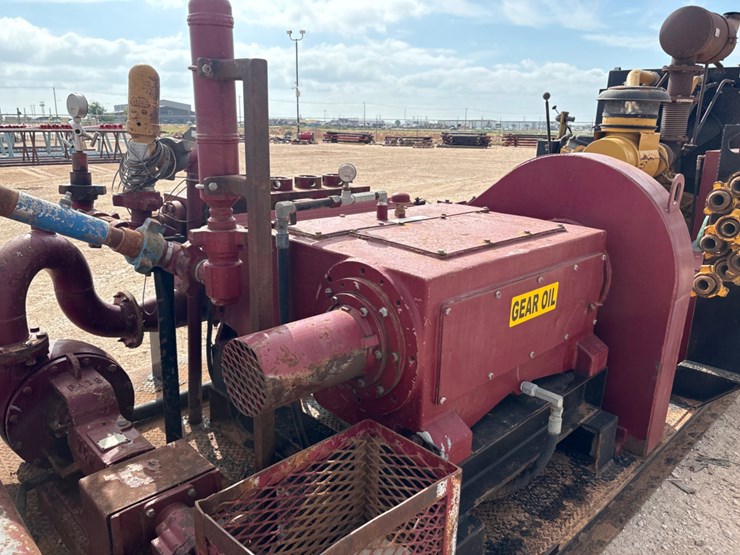 caterpillar-c15-image-10