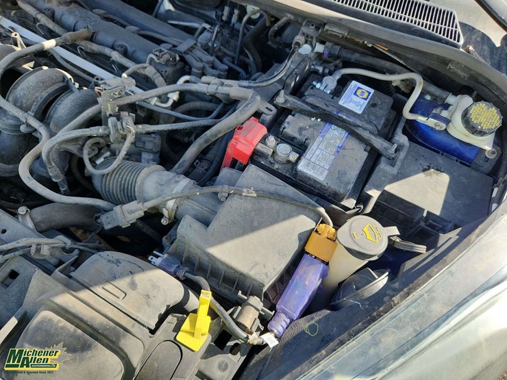2014-ford-fiesta-se-image-23