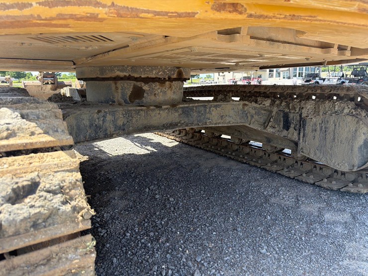 caterpillar-310-image-5