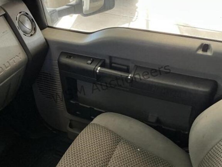 2015-ford-f450-image-22