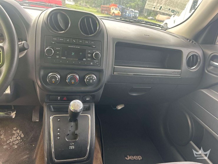 2016-jeep-patriot-image-15