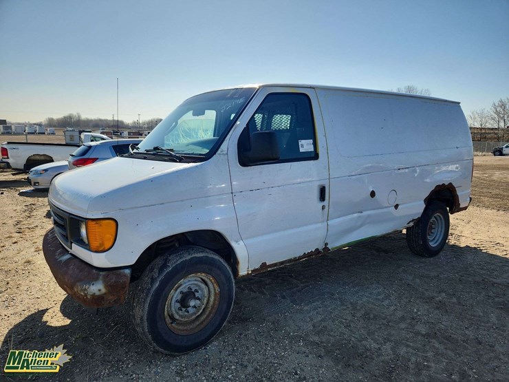 non-operable-2006-ford-e-250-cargo-van-image-1