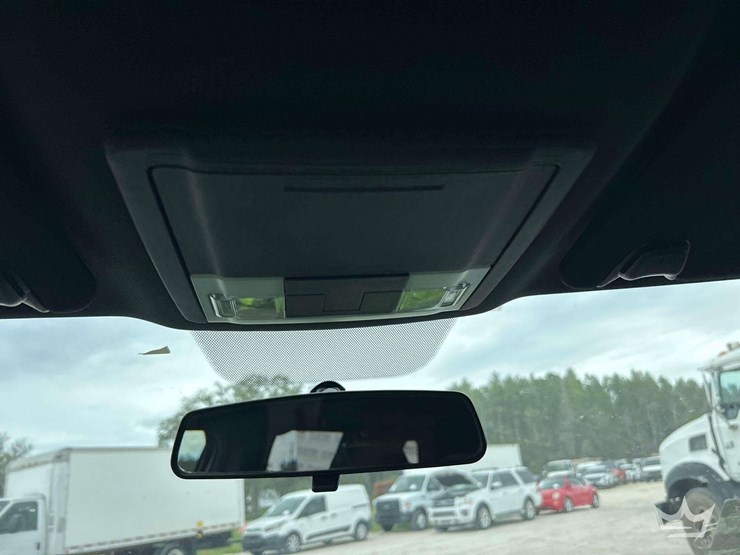 2018-ford-explorer-image-19