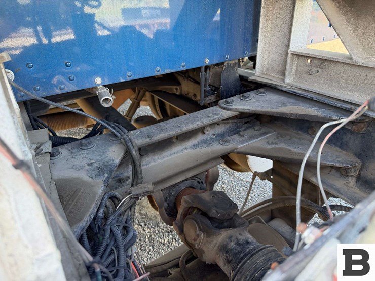 2015-kenworth-t800-image-24