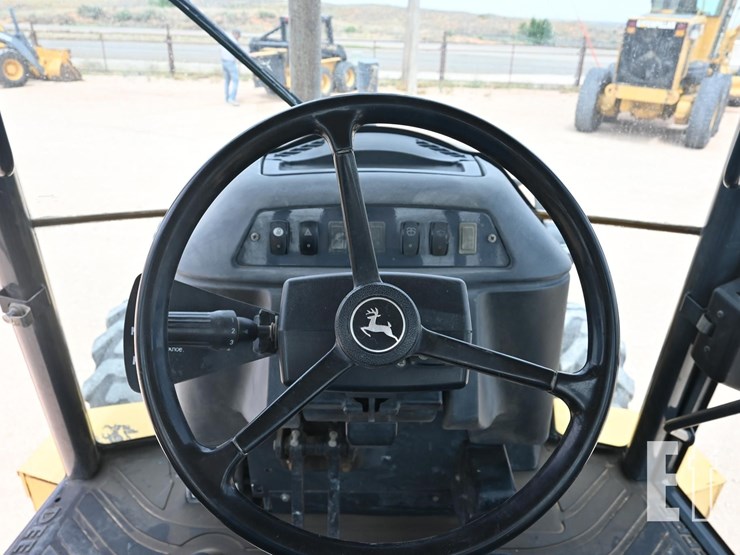 2011-deere-310sj-image-2