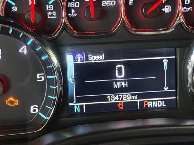 2019-chevrolet-tahoe-image-19