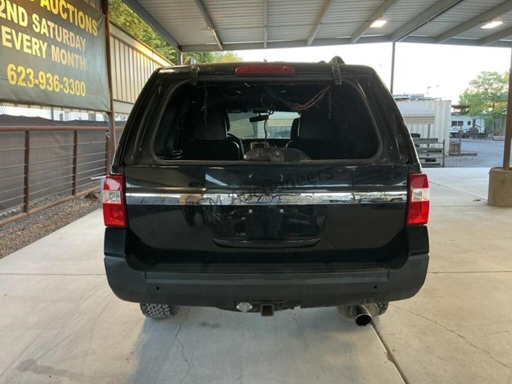 2016-ford-expedition-image-6