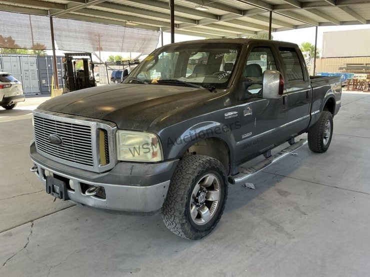 2004-ford-f350-image-4