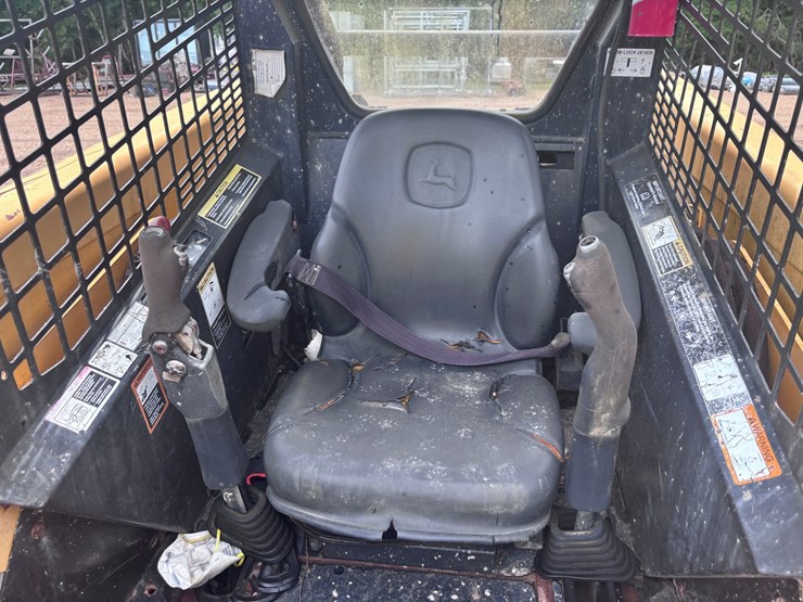 #28335-•-john-deere-317d-wheel-loader-|-for-parts/repairs-image-6