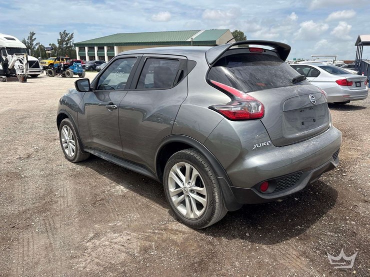 2015-nissan-juke-image-3