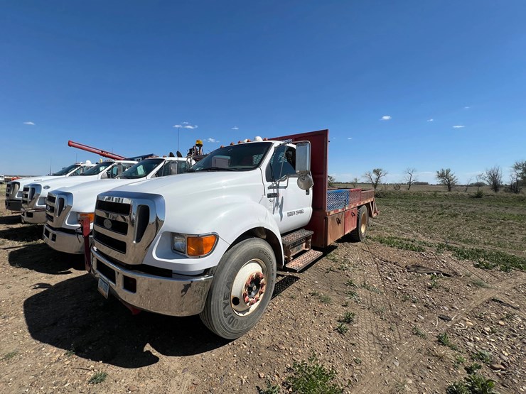 2006-ford-f650-image-3