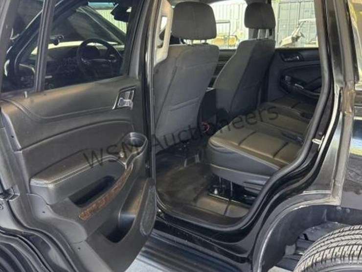 2019-chevrolet-tahoe-image-26