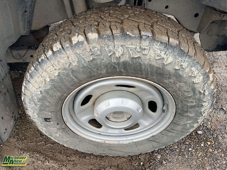 2010-ford-f350-image-12