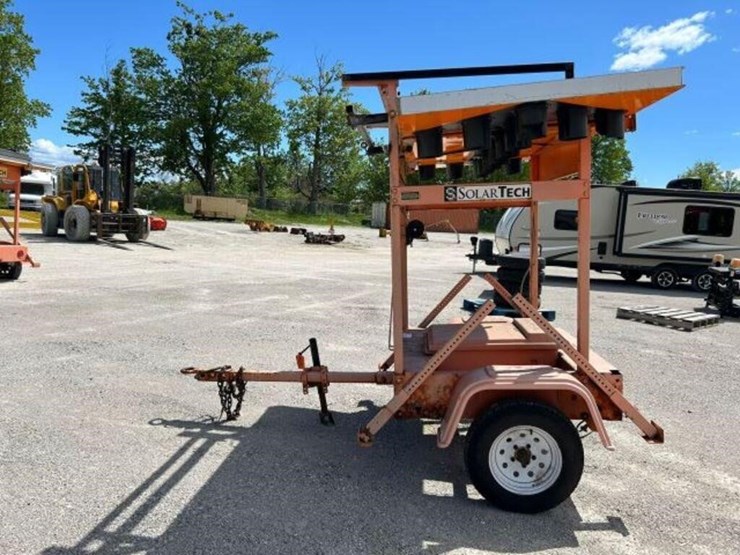tow-behind-sign-board-image-7