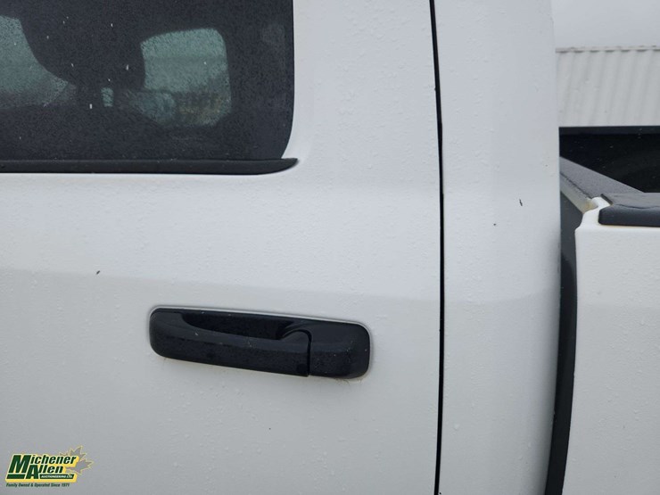 2017-dodge-3500-image-49