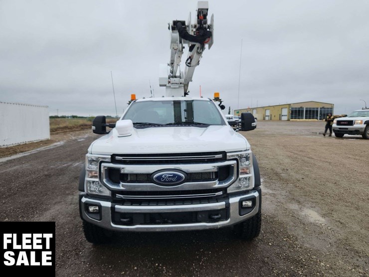 2021-ford-f550-image-9