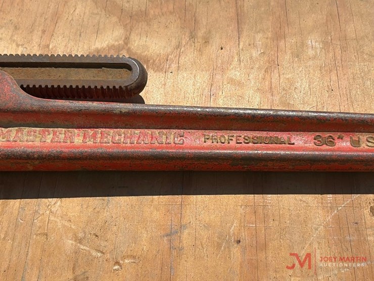 (2)-36"-pipe-wrenches-image-5