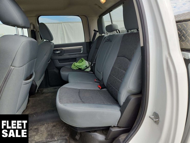 2013-ram-2500-slt-image-17
