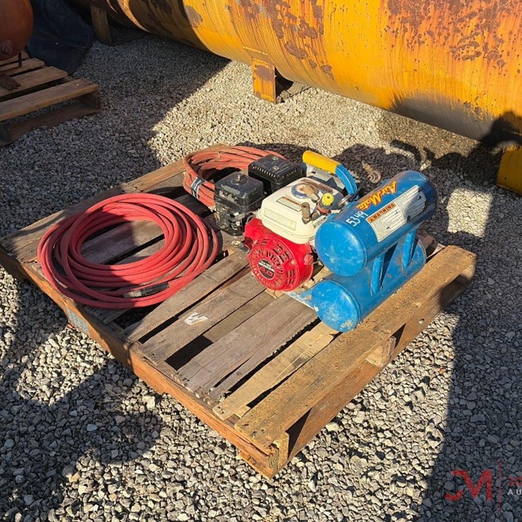 AIR-MATE GAS POWERED AIR COMPRESSOR