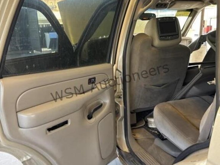 2005-gmc-yukon-image-25