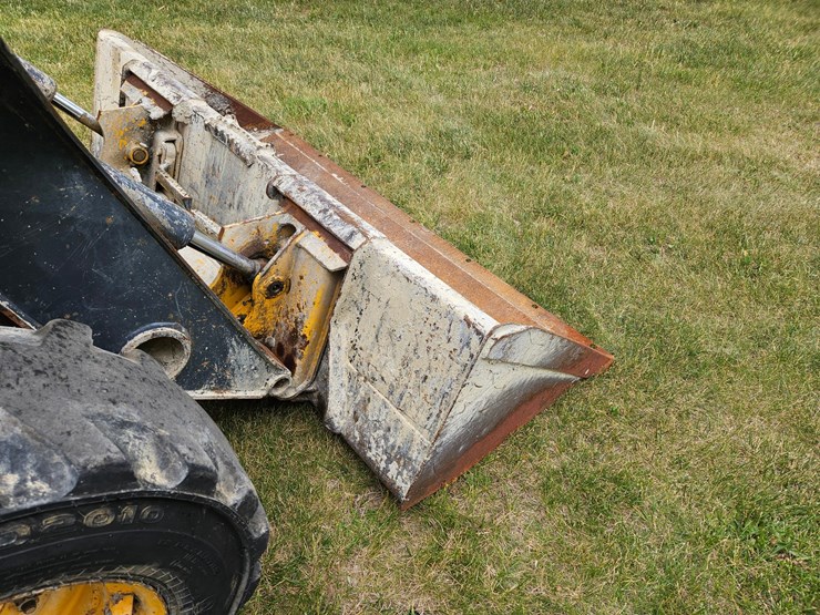 deere-326d-image-27