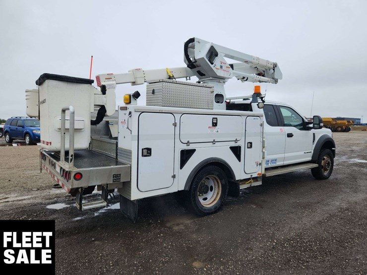 2021-ford-f550-image-4